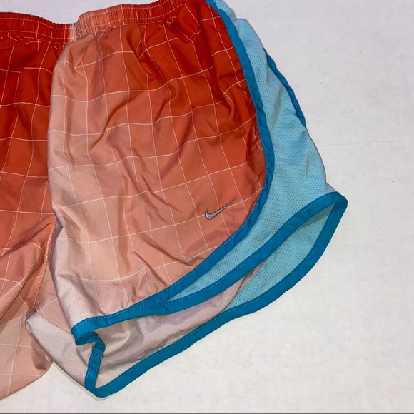 Women’s ombre Nike tempo running shorts sz M - Picture 3 of 10